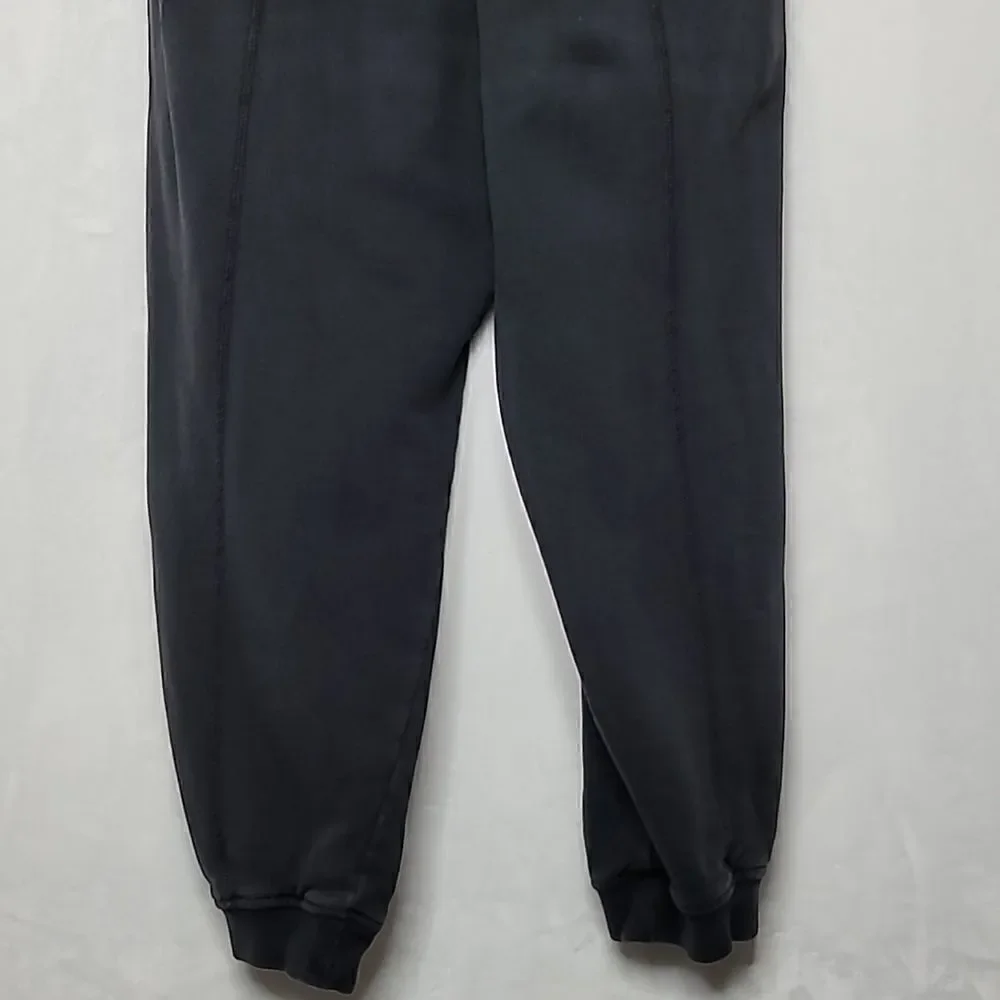 adidas Joggers Size Small‎